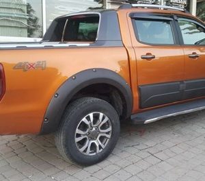 FORD RANGER 2015+ MATTE MATT BLACK SIDE DOOR BODY CLADDING