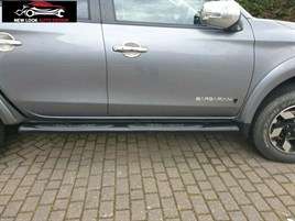 4'' Oval Elite Black Side Steps / Bars for VW AMAROK From 2012+ - Image 2