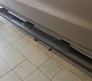 4'' Oval Elite Black Side Steps / Bars for VW AMAROK From 2012+