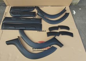 ABS Wheel Arch Extensions and Body Cladding For Dacia Duster 2011-2018 12 pcs