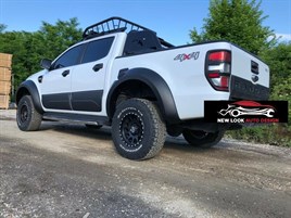 VW AMAROK 2010-2016 MATTE BLACK BODY CLADDING SIDE DOOR - Image 2