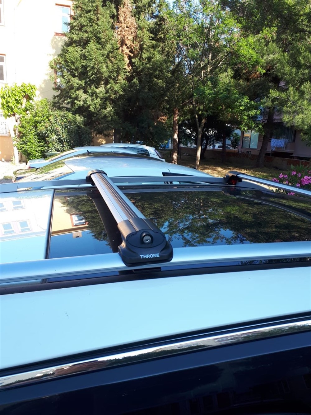 HYUNDAI I20 ACTIVE (GB) HATCHBACK 2014 BLACK LOCKABLE ROOF RACK CROSSBAR - Image 9