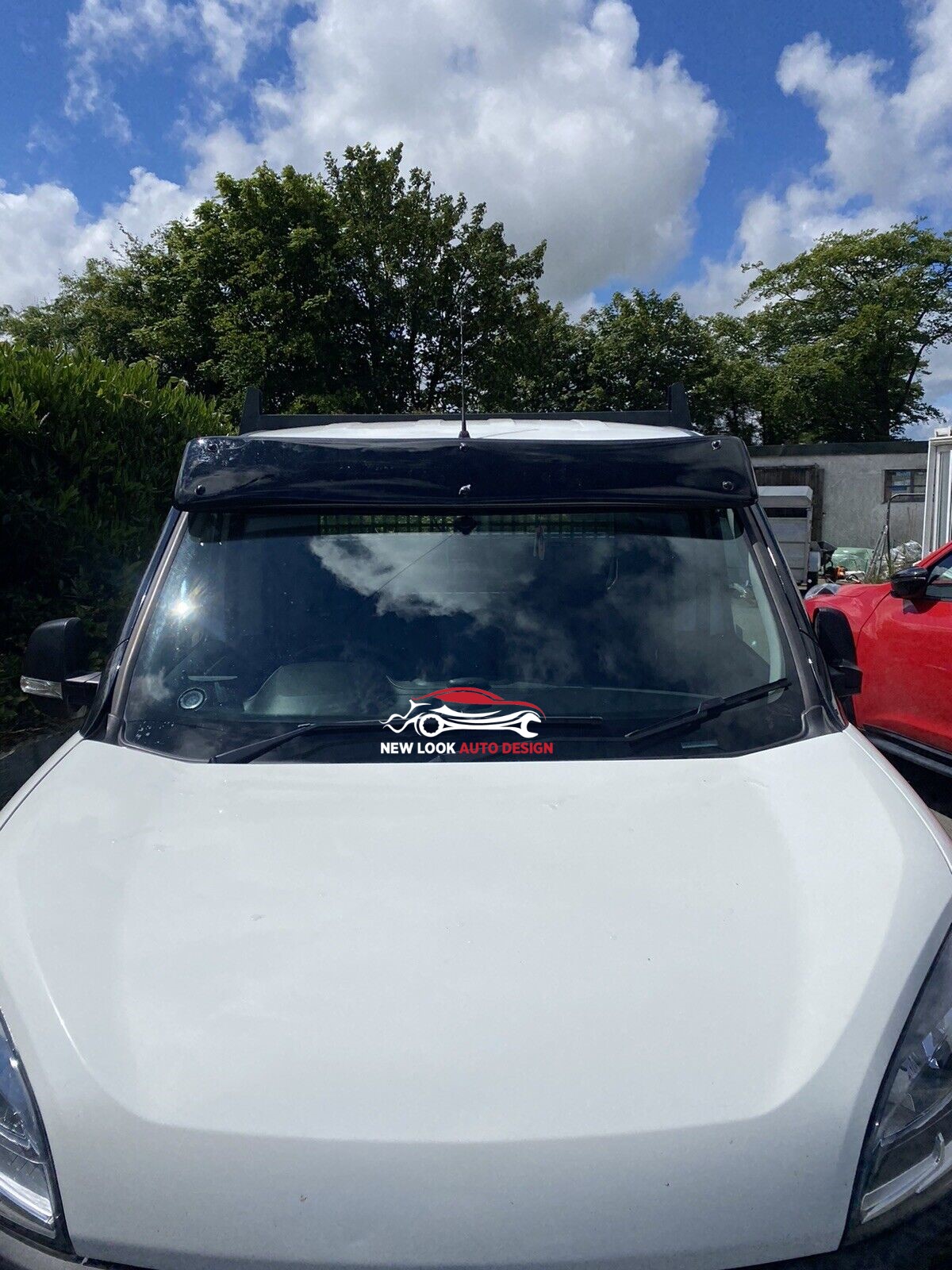 Fiat Doblo 2015+ Black Acrylic Sun Visor and Bonnet Bug Guard Set - Image 4