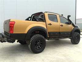 Side Doors Body Cladding Guard Matte Black For ISUZU D MAX - Image 4