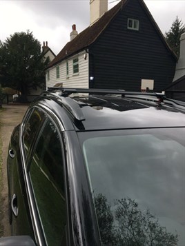VOLKSWAGEN TOUAREG (7P) 2011-2018 BLACK LOCKABLE ROOF RACK CROSS BAR - Image 3