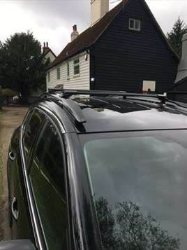 VOLKSWAGEN PASSAT VARIANT 2010-2014 BLACK LOCKABLE ROOF RACK CROSS BAR - Image 3
