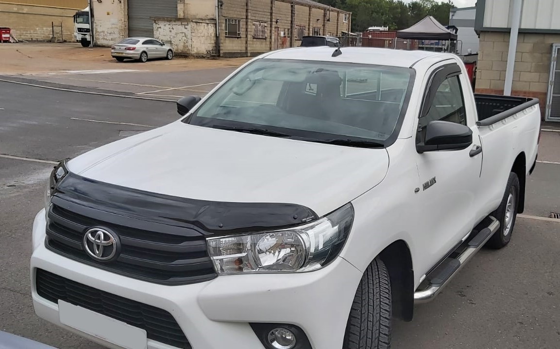 Bonnet Guard Protector For Toyota Hilux 2016+ - Image 5