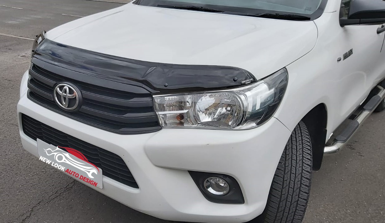 Bonnet Guard Protector For Toyota Hilux 2016+ - Image 6