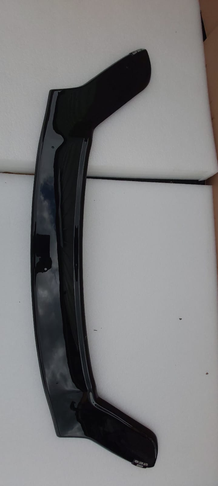 Kia Sportage 2016+ Bonnet Bug Guard Black Acrylic - Image 4
