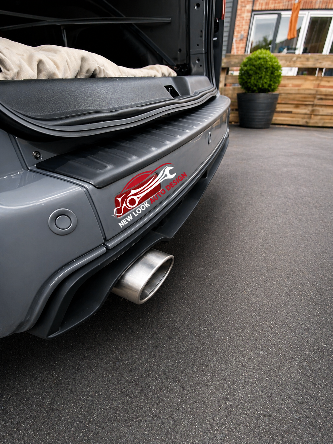 BLACK ABS Rear Bumper Protector Guard Fits Ford Custom 2012+ - Image 3