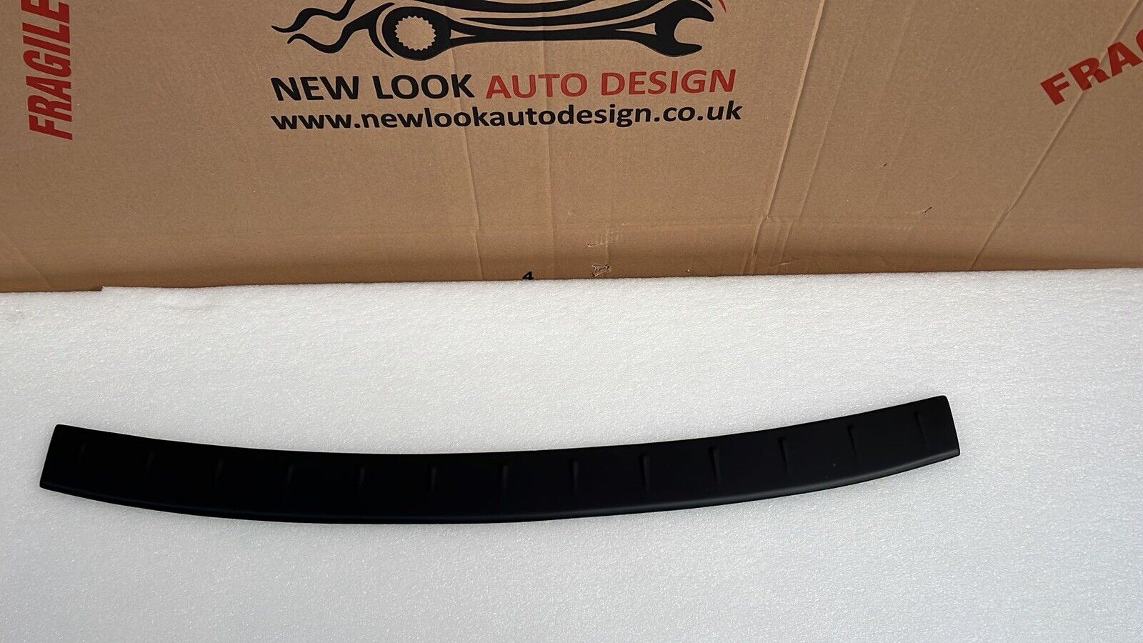 BLACK ABS Rear Bumper Protector Guard FOR SKODA B6 2009-2013