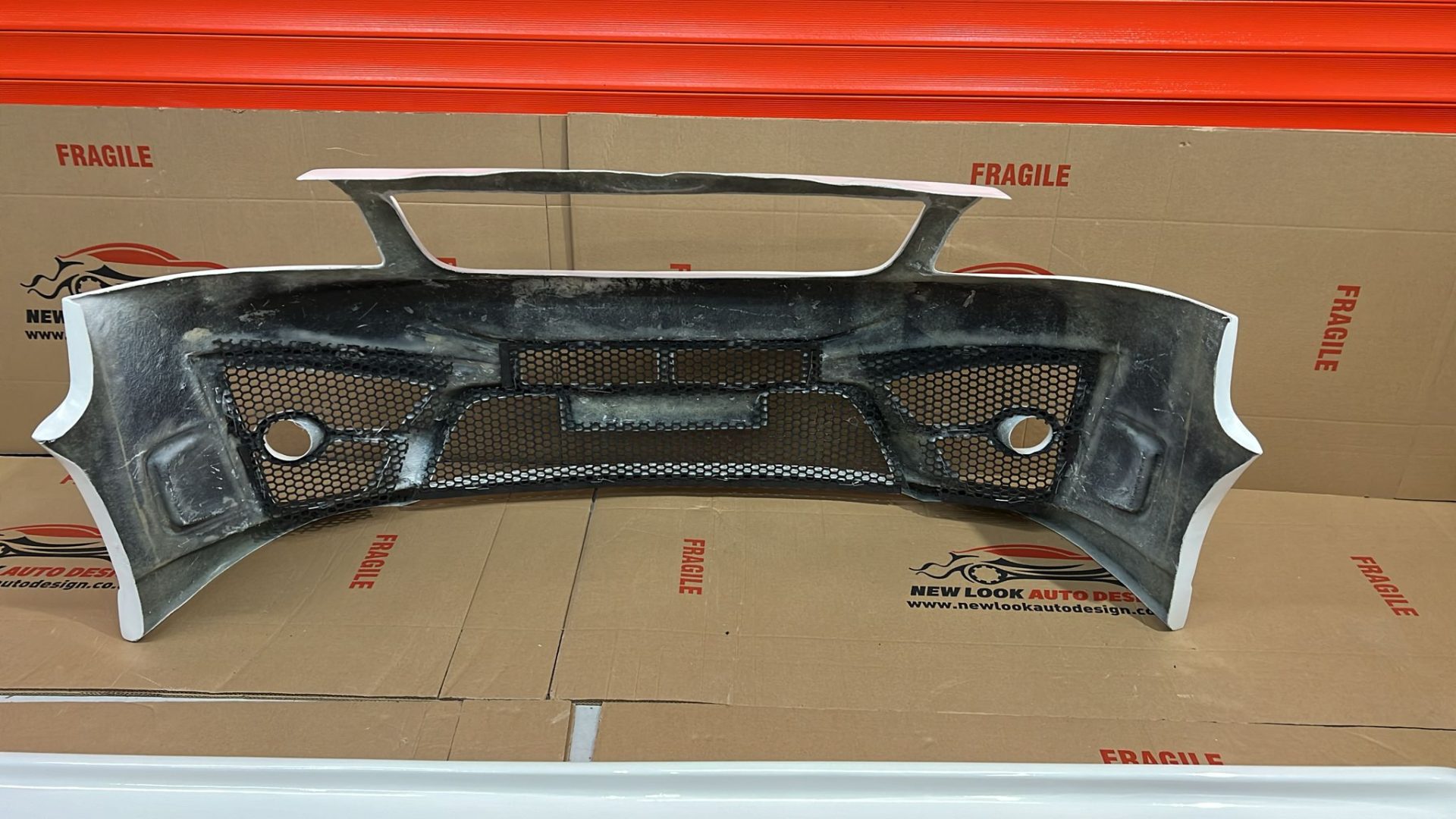 Full Body Kit for VW T5 Front, Back Bumper Grill, Side Skirt & Spoiler - Image 5