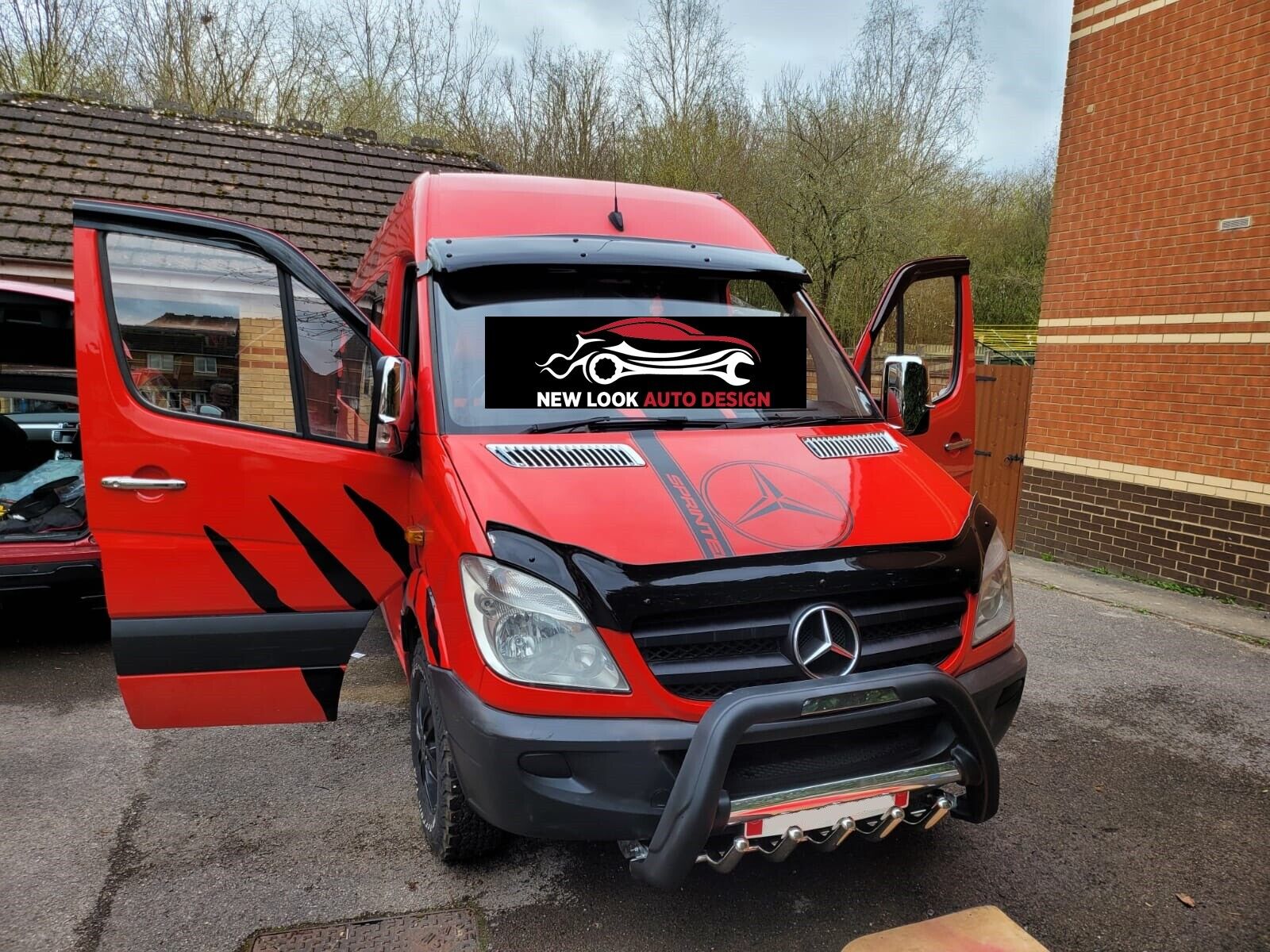MERCEDES SPRINTER PREDATOR BULL BAR 2018+ - Image 4