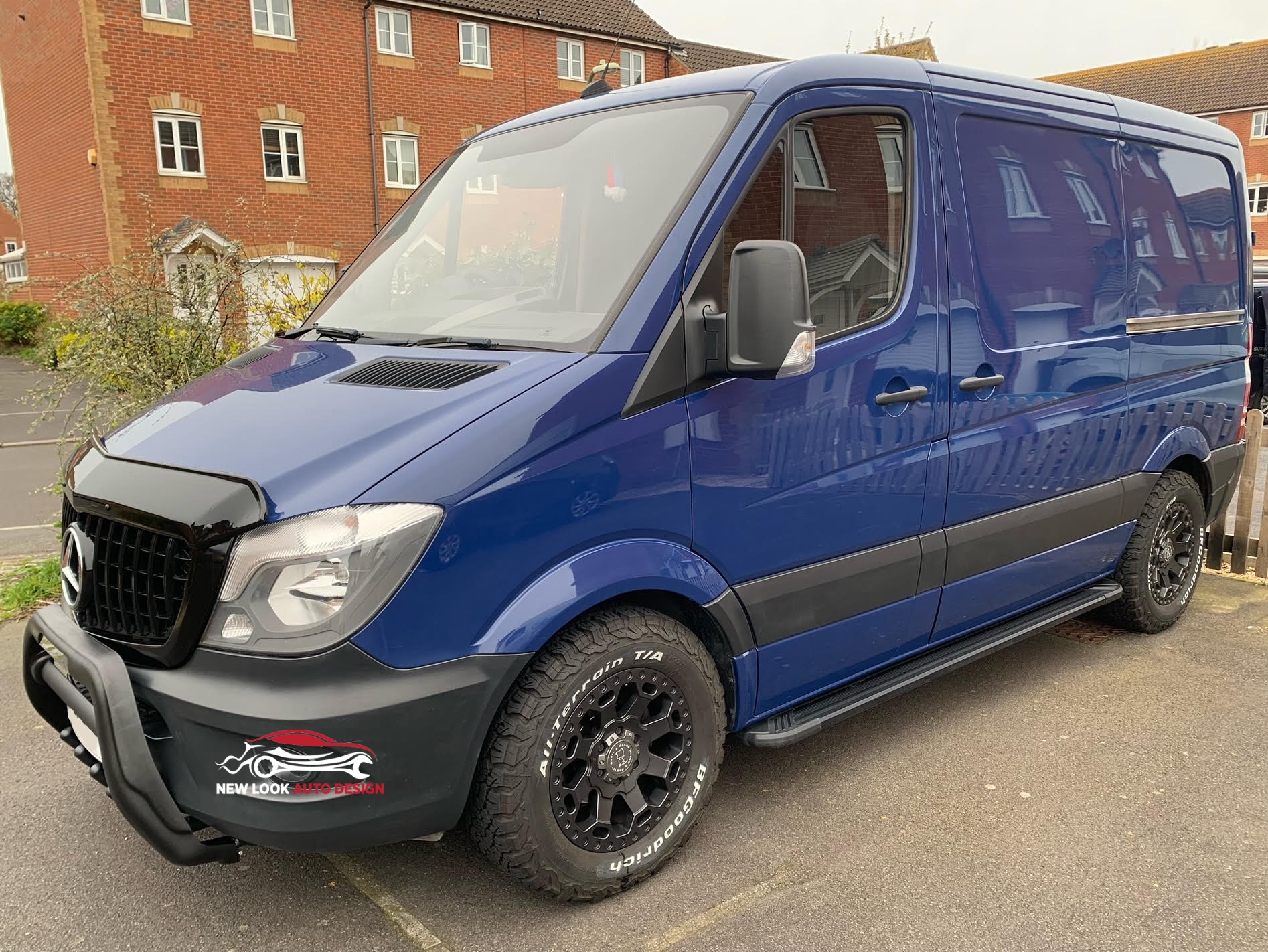 MERCEDES SPRINTER PREDATOR BULL BAR 2018+ - Image 4
