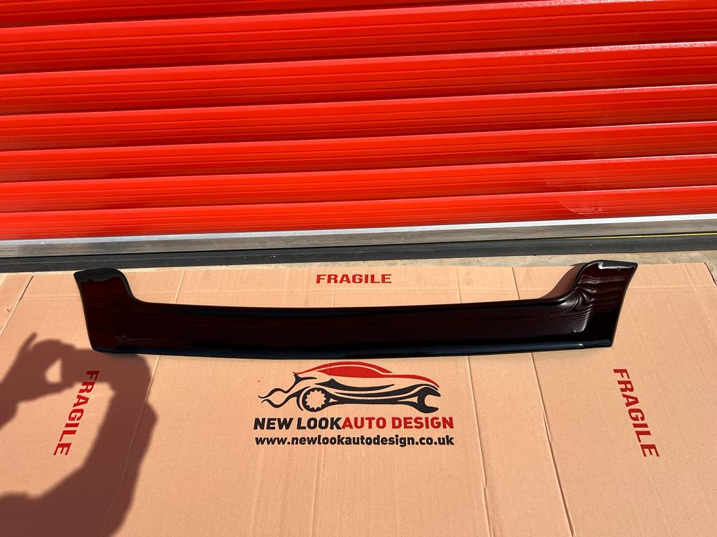 Iveco Daily 2007-2013 Black Acrylic Sun Visor and Bug Guard Set - Image 14