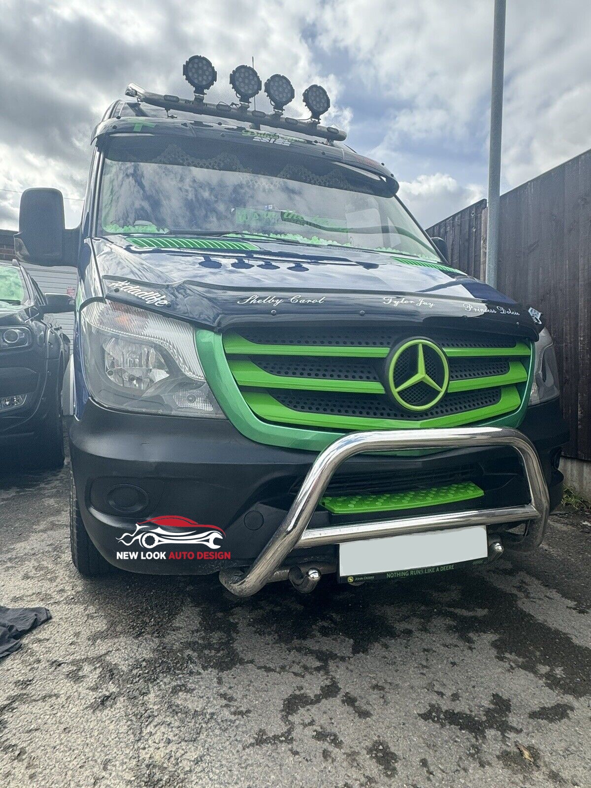 Sun Visor Black and Bug Guard for MERCEDES SPRINTER 2014-2018 - Image 7