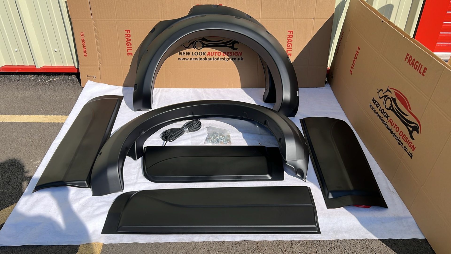 Wheel Arch and Body Cladding Black side panels for Ford Ranger 2016+