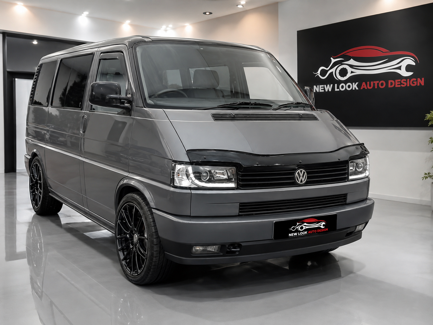 Black Bonnet Guard Protector – To Fit VW Transporter T4 1995–2003 - Image 3