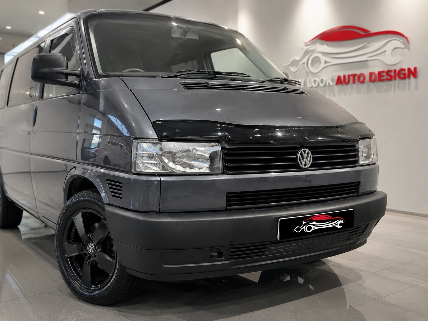 Black Bonnet Guard Protector – To Fit VW Transporter T4 1995–2003 - Image 4