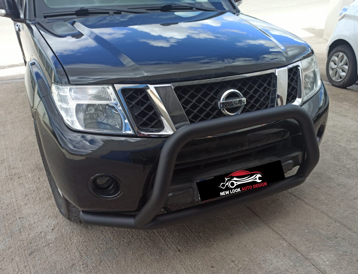 Black Stainless Steel Bull Bar for Nissan Navara 2016+ (76 mm ) - Image 4