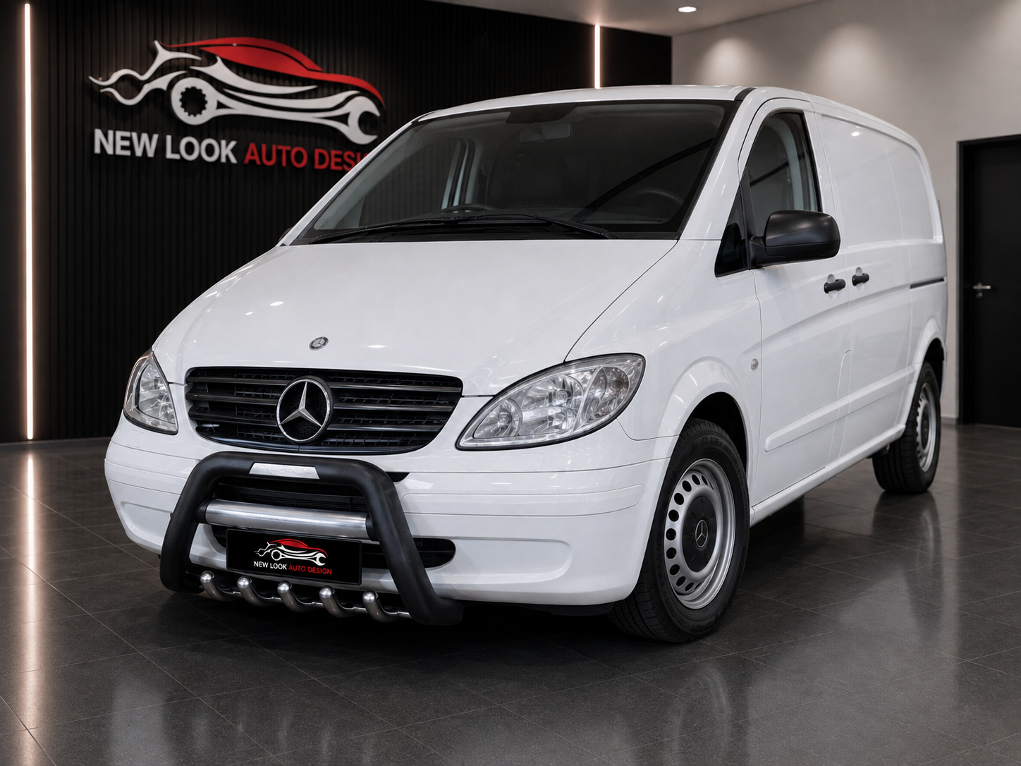 Front Heavy Duty Black Bull Bar to Fit Mercedes Vito 2003-2013 - Image 6