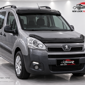 Peugeot Partner / Tepee 2010–2018 Black Acrylic Sun Visor + bonnet guard Set
